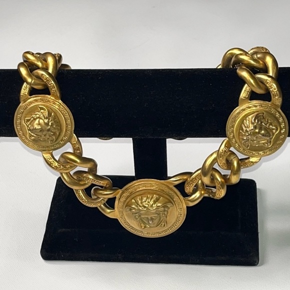 Versace 3 pendant Medusa choker - Picture 4 of 5